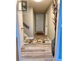 SIDE SPLIT - 55 ST LAWRENCE PLACE - 27