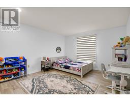 427 EVERGLADE CRESCENT - 23