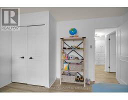 427 EVERGLADE CRESCENT - 26
