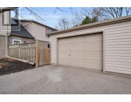 427 EVERGLADE CRESCENT - 34