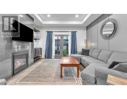 697 BARKER STREET - 10