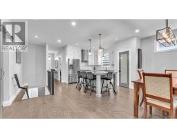 697 BARKER STREET - 3
