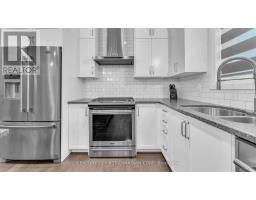 697 BARKER STREET - 4