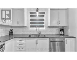 697 BARKER STREET - 5