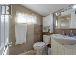 23 QUEENS AVENUE - 12