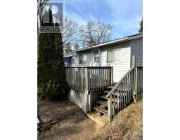 23 QUEENS AVENUE - 15