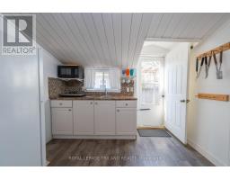 23 QUEENS AVENUE - 9