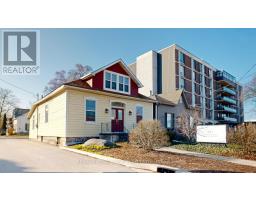 301 HORTON STREET E - 1