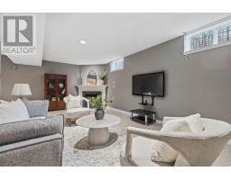 1685 DEVOS DRIVE - 16