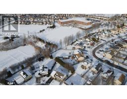 1685 DEVOS DRIVE - 22