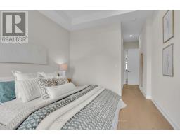 992 TRAILSWAY AVENUE - 23