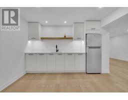 992 TRAILSWAY AVENUE - 38