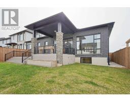 992 TRAILSWAY AVENUE - 8