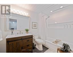 76 - 900 POND VIEW ROAD - 18