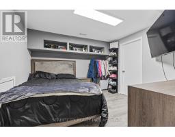 55 ROSAMOND CRESCENT - 19