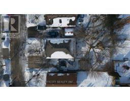 55 ROSAMOND CRESCENT - 24
