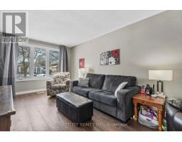 55 ROSAMOND CRESCENT - 5
