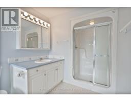 584 WELLINGTON STREET - 17