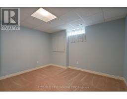 584 WELLINGTON STREET - 22