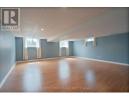 584 WELLINGTON STREET - 26