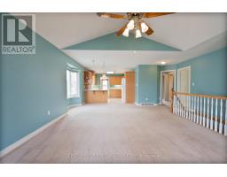 584 WELLINGTON STREET - 7
