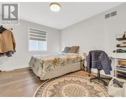 2096 CORONATION DRIVE - 39