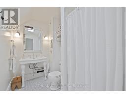 839 QUEENS AVENUE - 30
