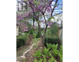 839 QUEENS AVENUE - 34