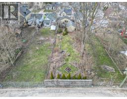 839 QUEENS AVENUE - 45