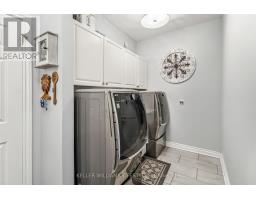 87 SIR JAMES COURT - 34