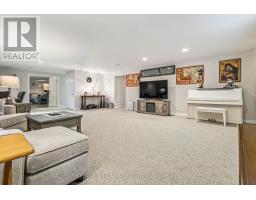 87 SIR JAMES COURT - 35