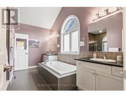 219 UNION AVENUE - 28