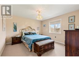 219 UNION AVENUE - 33