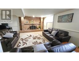 45 LOCUST CRESCENT - 16