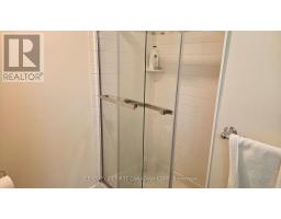 45 LOCUST CRESCENT - 18