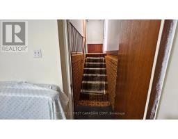 45 LOCUST CRESCENT - 21