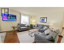 45 LOCUST CRESCENT - 4