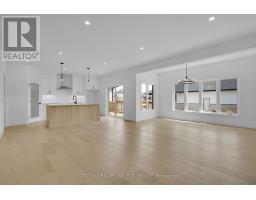9 BRISCOE CRESCENT - 10