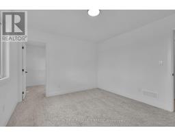 9 BRISCOE CRESCENT - 31