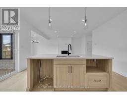 9 BRISCOE CRESCENT - 9