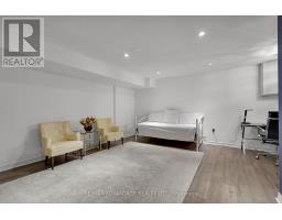 14 - 1415 COMMISSIONERS ROAD W - 32