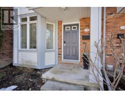 14 - 1415 COMMISSIONERS ROAD W - 4