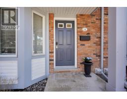 14 - 1415 COMMISSIONERS ROAD W - 5
