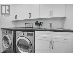 3319 REGIMENT ROAD - 33
