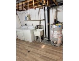 6 - 577 THIRD STREET - 27