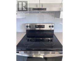6 - 577 THIRD STREET - 9