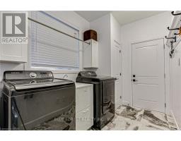 48 WOODLAND WALK - 16