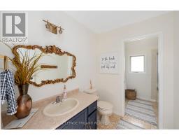 215 KITCHENER AVENUE - 21