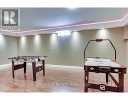 51 PINEHURST DRIVE W - 33