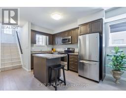 50 - 3200 SINGLETON AVENUE - 20